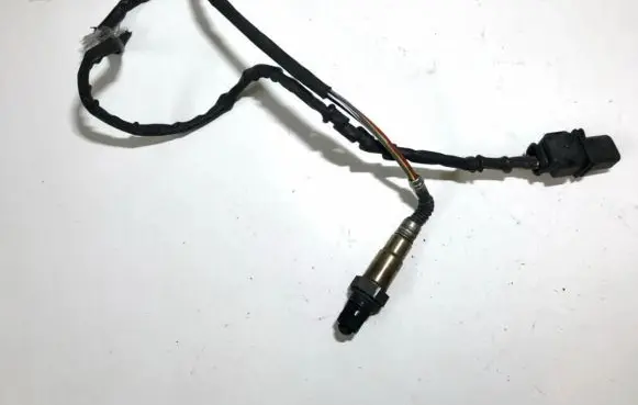 Audi A4 S4 B7 8E 8H Lambda probe sensor 03g906262g 0281004062