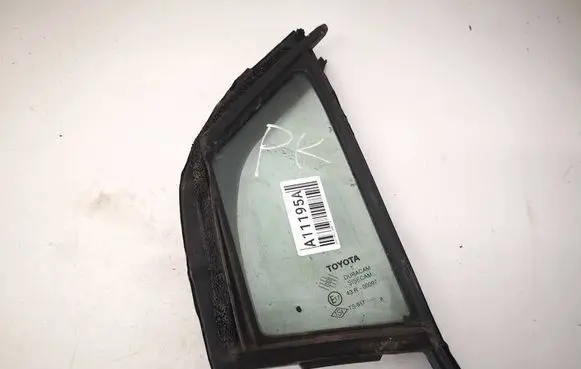 Toyota Yaris Front door vent window glass four-door AS2