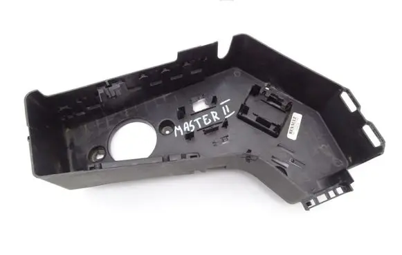 Renault Master II Fuse box cover 7700309251