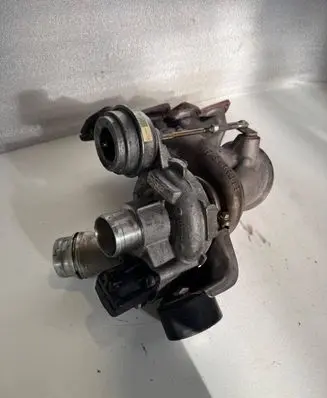 BMW 1 F20 F21 Turbo 7643717 MGT154G