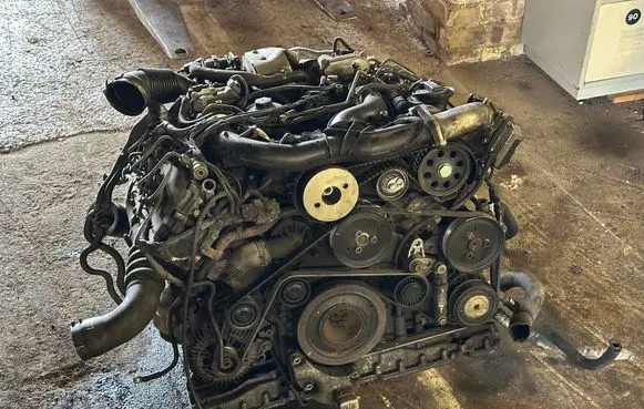 Audi A6 S6 C6 4F Engine