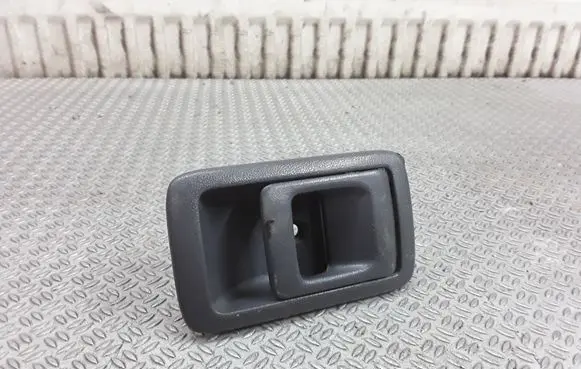 Toyota Hilux (N80, N90, N100, N110) Rear door interior handle