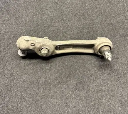BMW 5 F10 F11 Front lower control arm/wishbone 8873899