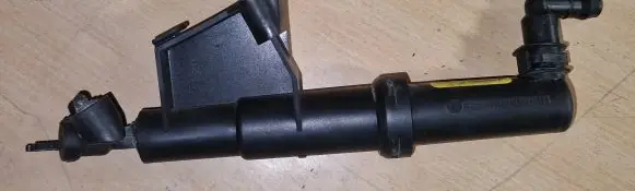 Volvo S40 Headlight washer spray nozzle 30661085