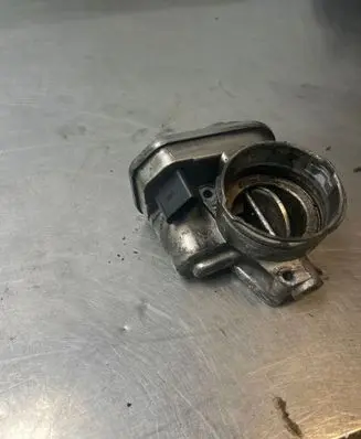 Seat Altea Throttle valve 038128063M B42540283