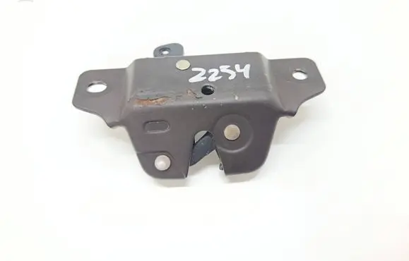 Peugeot 406 Tailgate/trunk/boot lock/catch/latch 