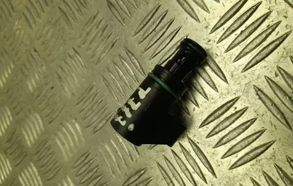 Skoda Octavia Mk4 Oil pressure sensor 05L906455K