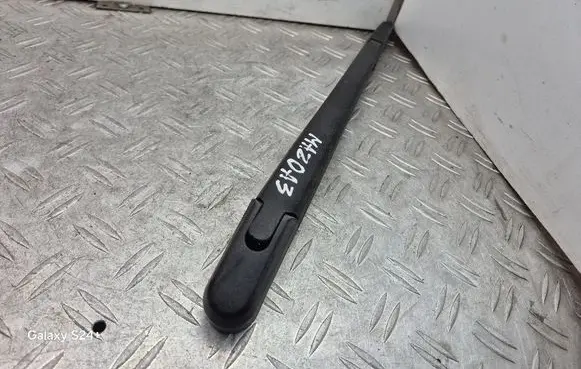 Mazda 3 III Rear wiper blade arm 060124