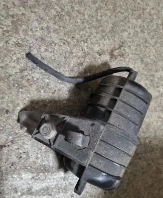Vacuum air tank