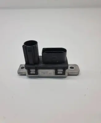 Land Rover Evoque II Glow plug pre-heat relay GX7312B533AF