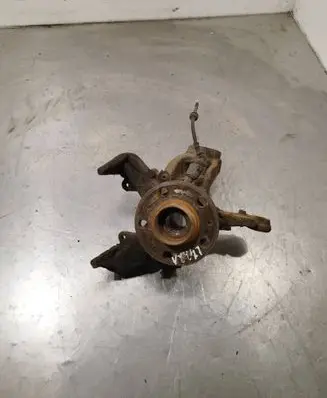 Volkswagen Polo V 6R Front wheel hub spindle knuckle