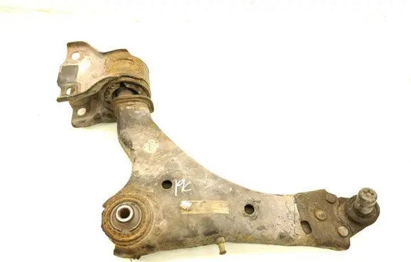 Front lower control arm/wishbone