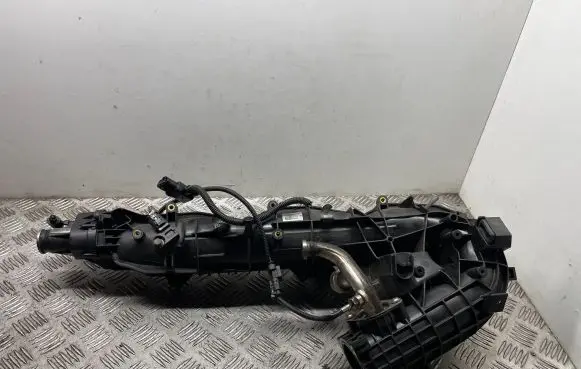 BMW 7 F01 F02 F03 F04 Intake manifold 7800088