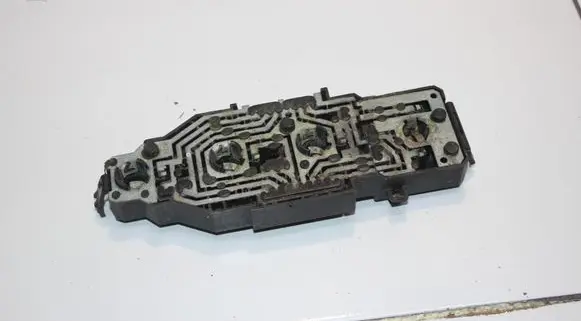Tail light part