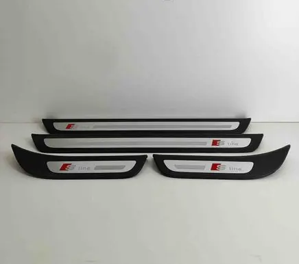 Audi Q5 SQ5 sill trim set (inner) 8R0853375G 8R0853373G