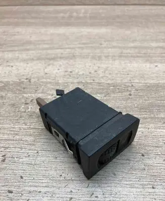 Volkswagen Golf IV Seat heating switch 1J0963564B