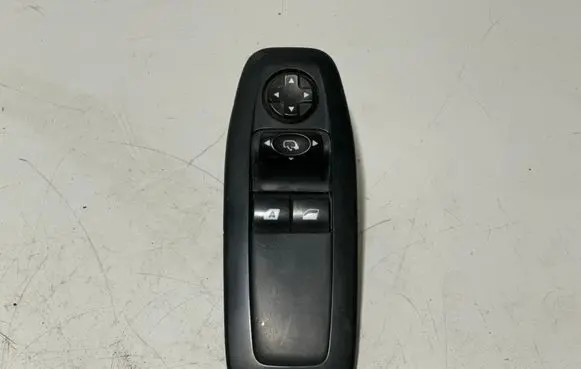 Peugeot 2008 I Electric window control switch