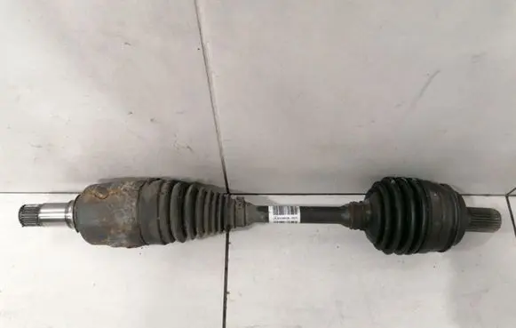 Mercedes-Benz CLS C218 X218 Front driveshaft A2123301100