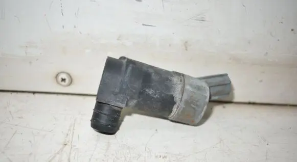 Jaguar XJL Windscreen/windshield washer pump PA6GB25