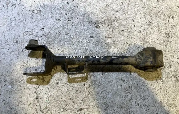 Honda CR-V Rear control arm