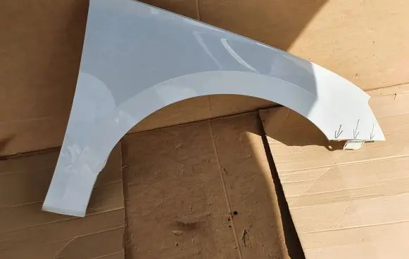 Skoda Superb B8 (3V) Fender 3V0821161
