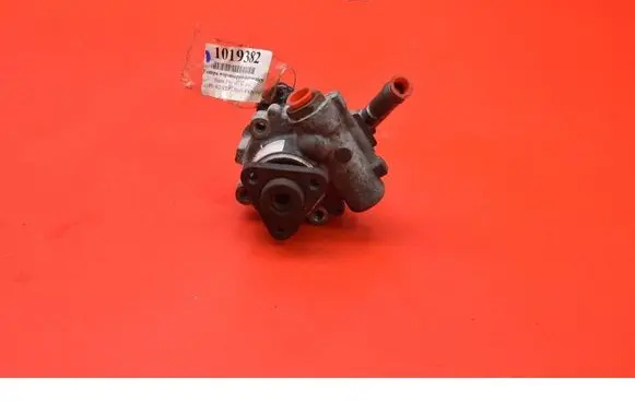 BMW X3 E83 Power steering pump 91128