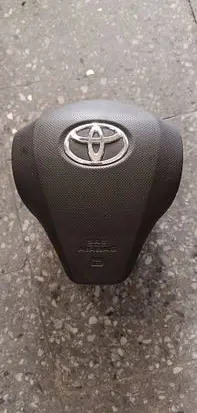 Steering wheel airbag