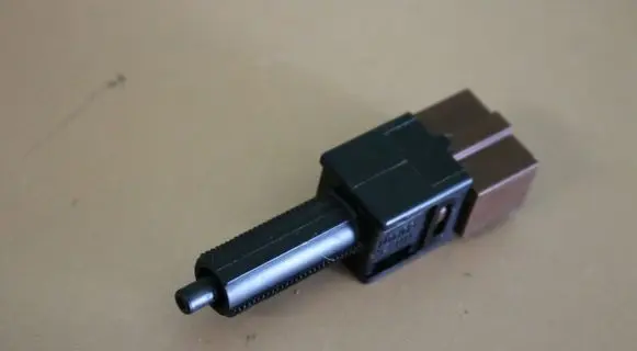 Nissan Qashqai Brake pedal sensor switch