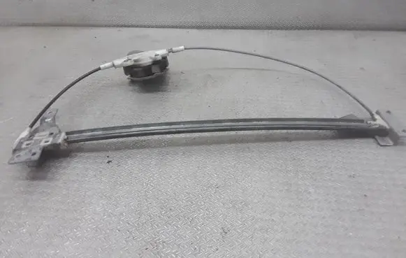 Seat Toledo I (1L) Rear door window regulator with motor 0130821666