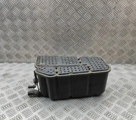 Audi RS6 C8 Active carbon filter fuel vapour canister 4N0201801J 8W0196C