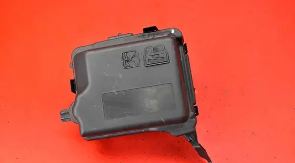 Peugeot 208 Fuse box set 9672125080