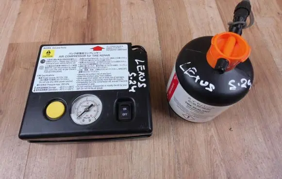 Toyota Auris E180 Tire air pump compressor 4489047010