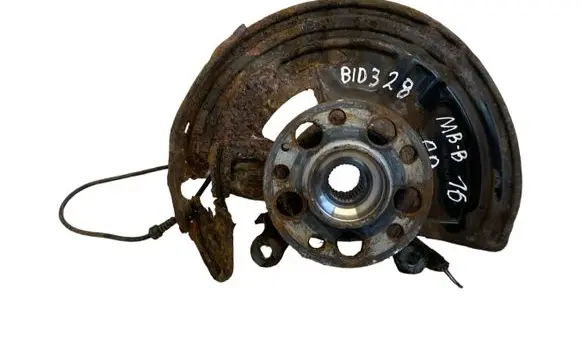 Mercedes-Benz B W246 W242 Front wheel hub 