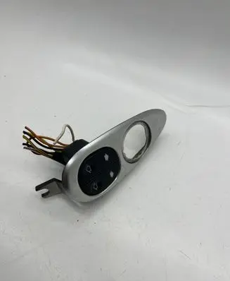 Ford Puma Electric window control switch 42936
