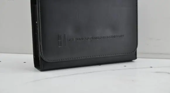 Lincoln MKZ II User manual 