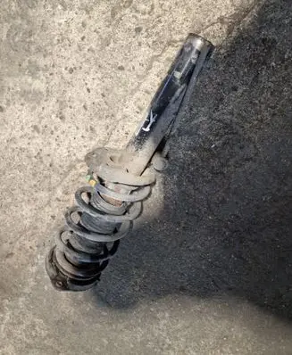 Volkswagen PASSAT B7 Front shock absorber/damper 3C0413031AT