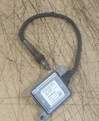 Mercedes-Benz Sprinter W906 Lambda probe sensor A0009050008