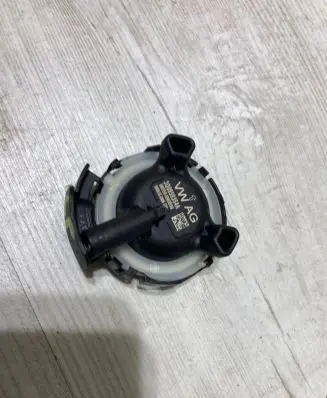 Skoda Octavia Mk3 (5E) Airbag deployment crash/impact sensor 3Q0959354A