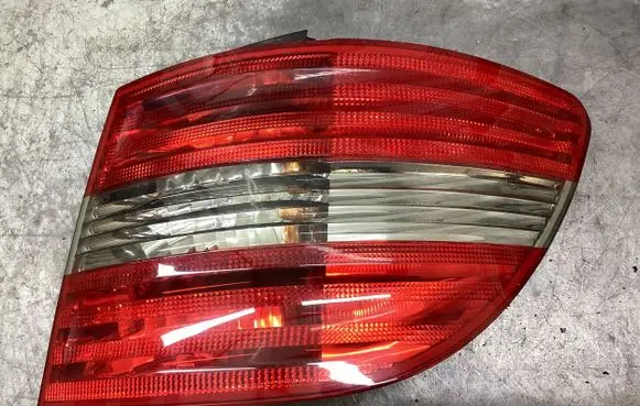 Mercedes-Benz B W245 Rear/tail lights 1090028 A1PZST04001