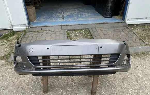 Volkswagen Golf VII Front bumper 5G0807221