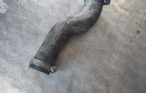 KIA Rio Engine coolant pipe/hose