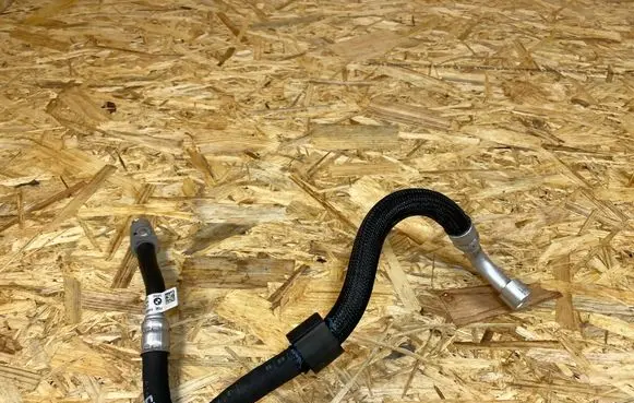BMW X1 F48 F49 Air conditioning (A/C) pipe/hose 6834655