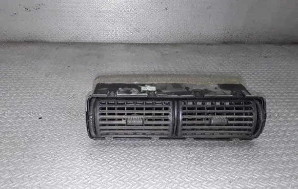 Ford Explorer Dash center air vent grill