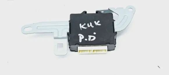 Toyota Land Cruiser (J150) Wing mirror control module 8943060160 615269000