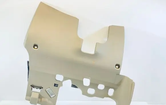 Dashboard lower bottom trim panel