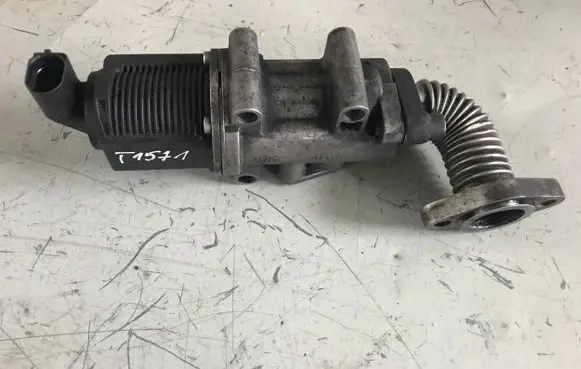 Opel Zafira B EGR valve 55194734
