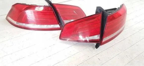 Volkswagen PASSAT B8 Rear/tail lights