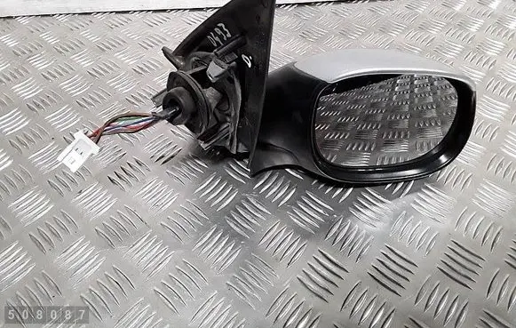 Front door electric wing mirror