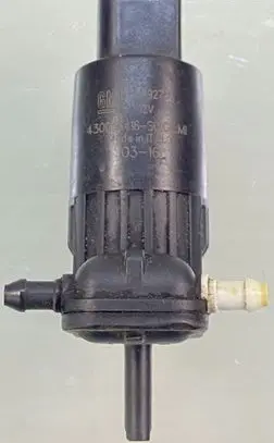Opel Astra K Windscreen/windshield washer pump 13349273