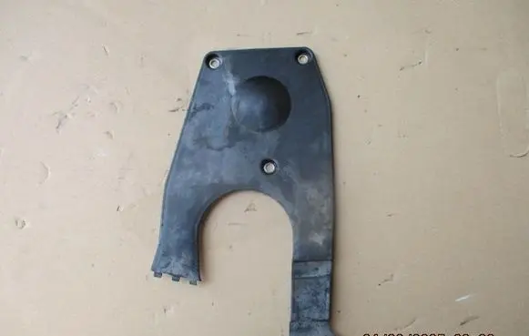Opel Corsa B Timing belt guard (cover) 90412043